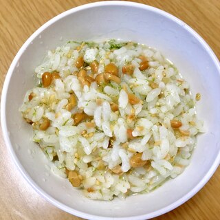 【離乳食後期】鉄分不足に☆納豆と青のりのお粥